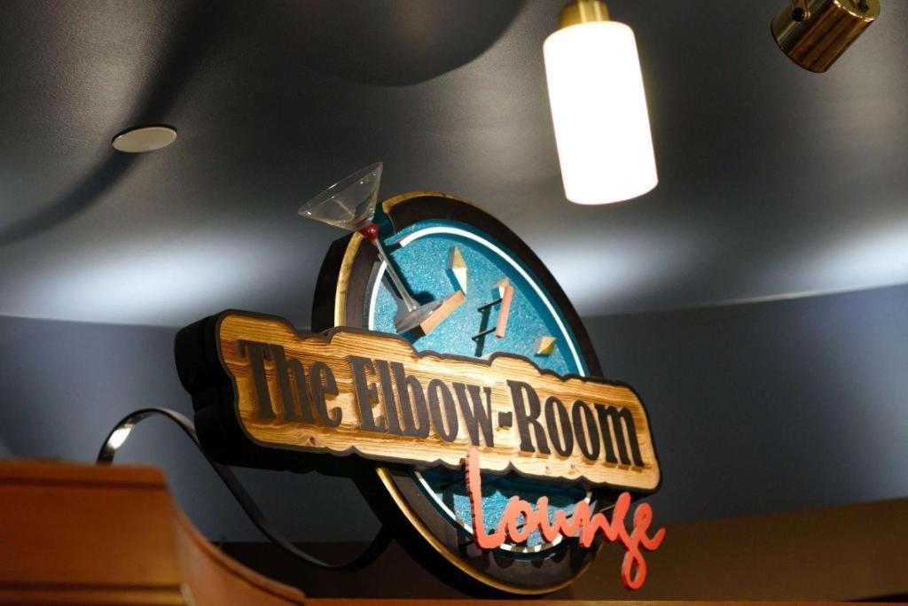 The Glenmore Inn & Convention Centre Calgary Ngoại thất bức ảnh