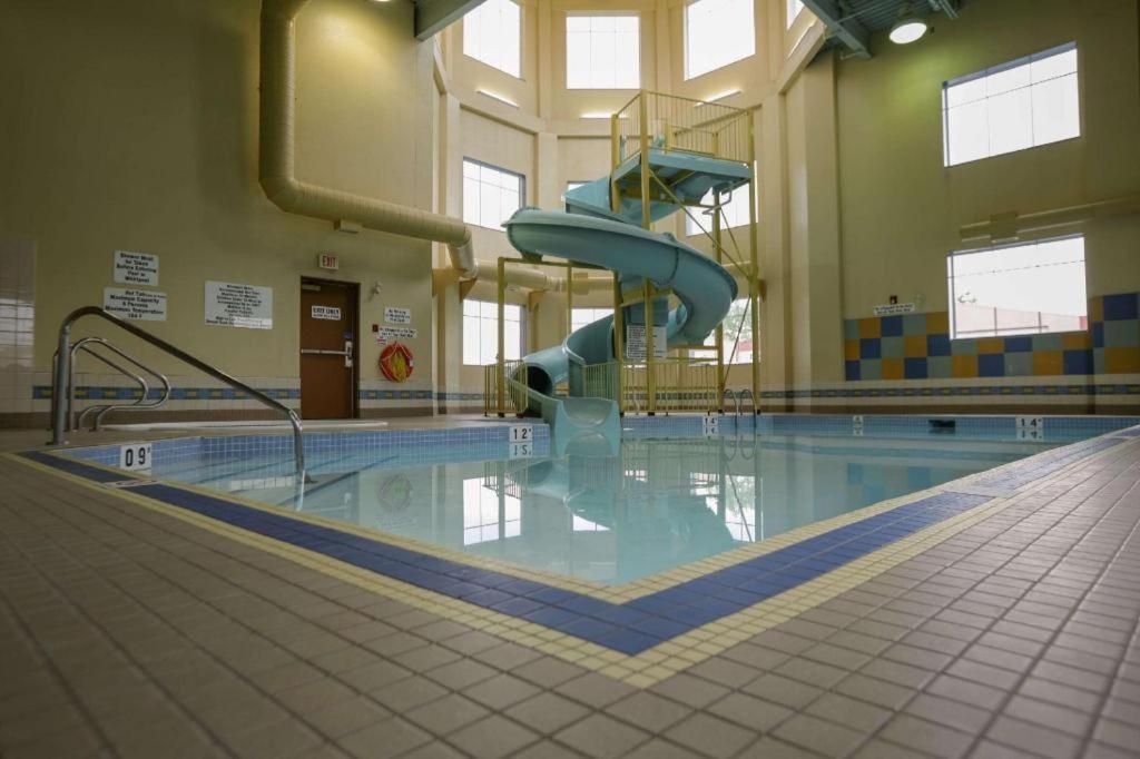 The Glenmore Inn & Convention Centre Calgary Ngoại thất bức ảnh