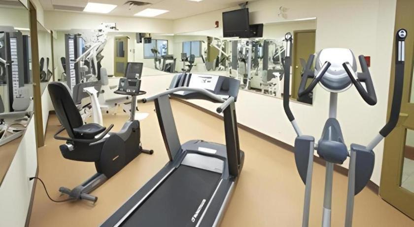 The Glenmore Inn & Convention Centre Calgary Ngoại thất bức ảnh